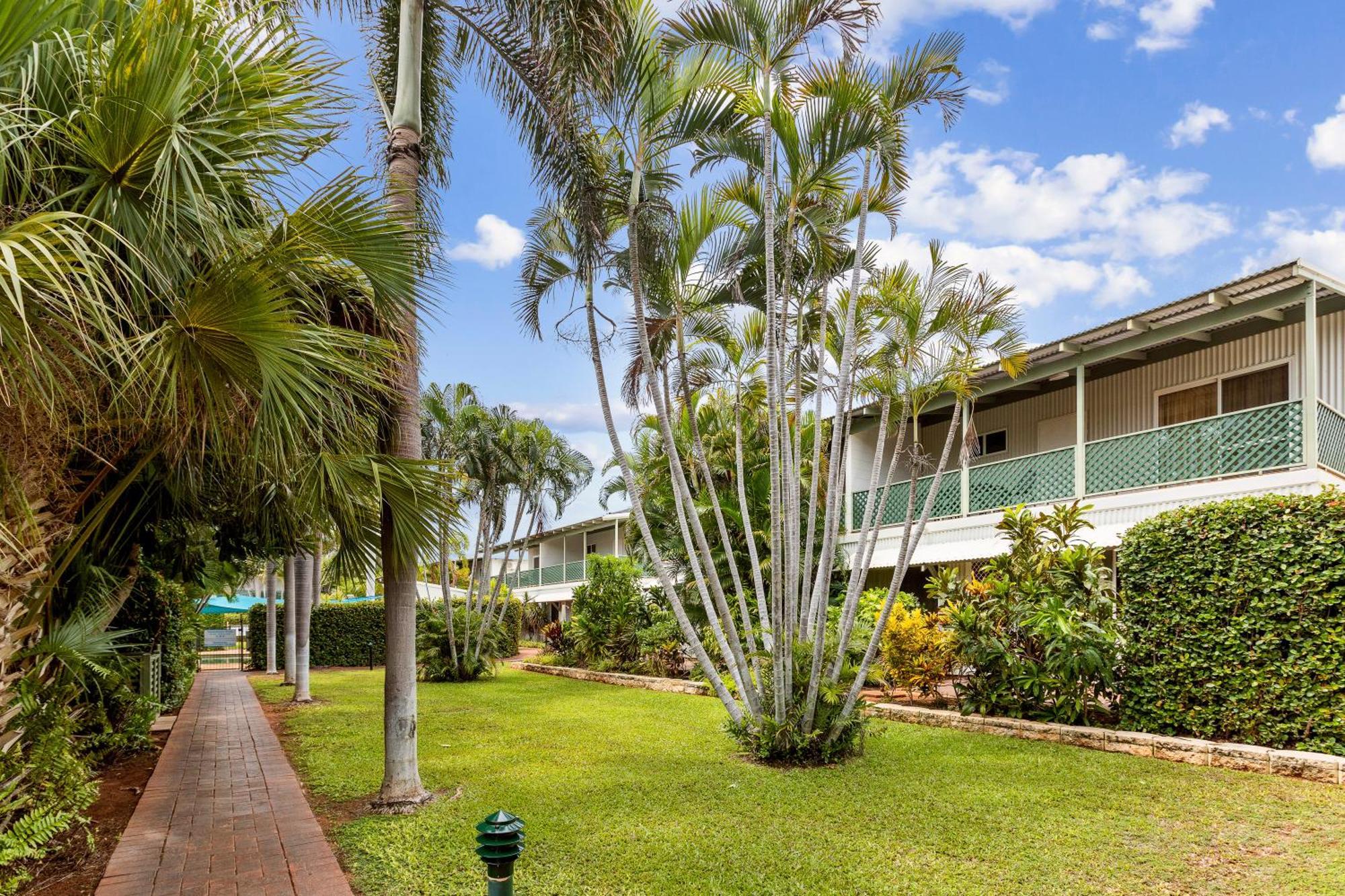 Cable Beachside Villas Broome Exteriör bild
