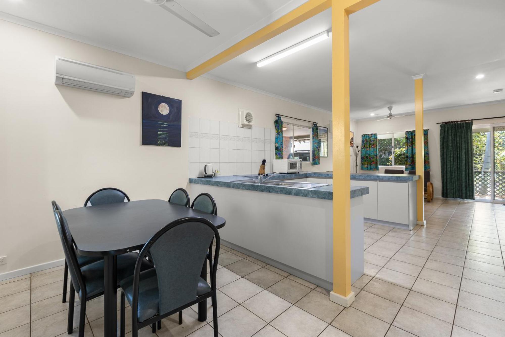 Cable Beachside Villas Broome Exteriör bild