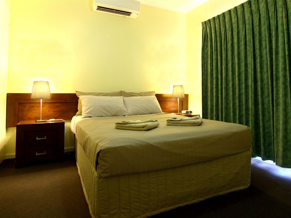 Cable Beachside Villas Broome Exteriör bild