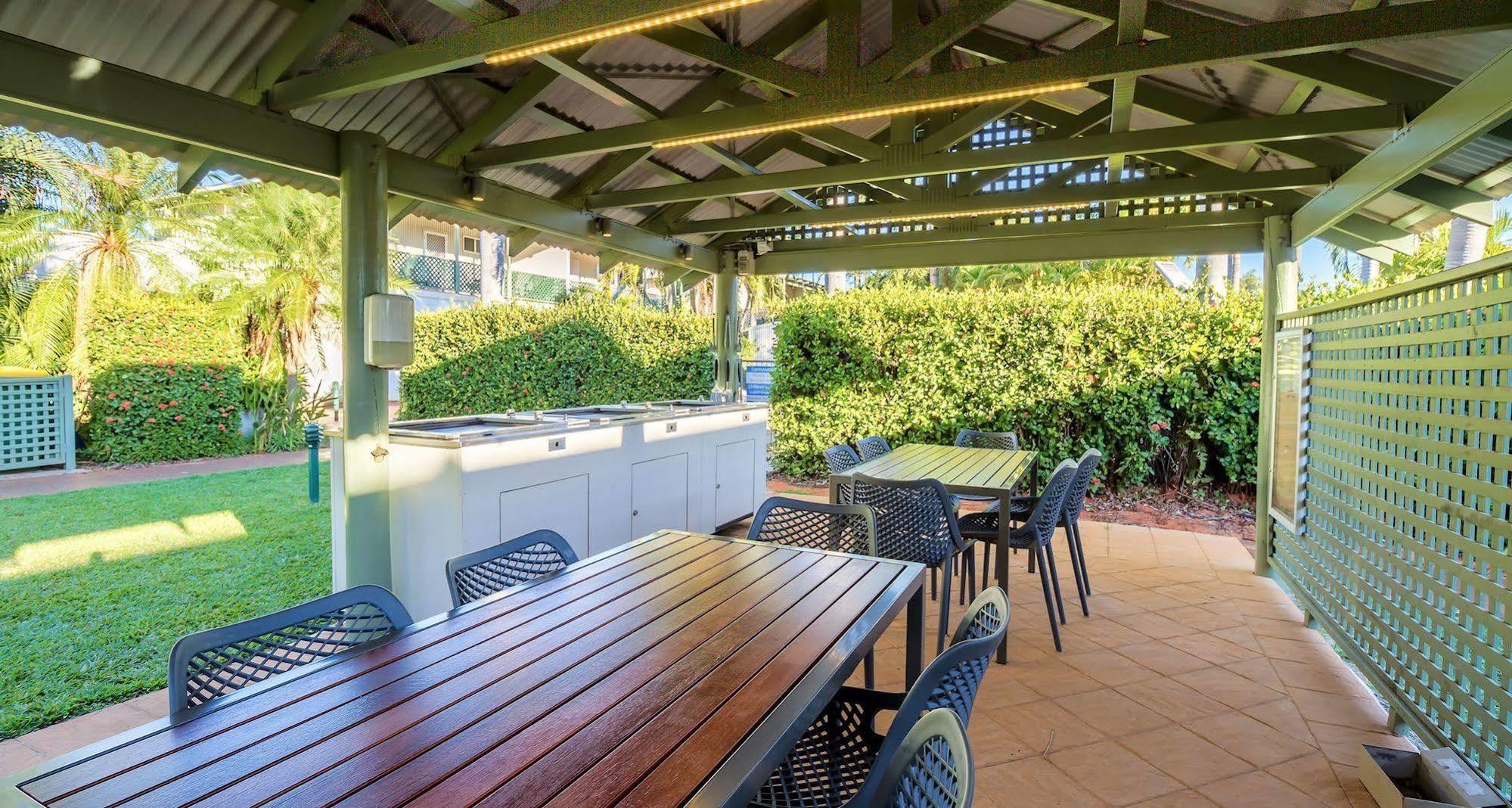 Cable Beachside Villas Broome Exteriör bild